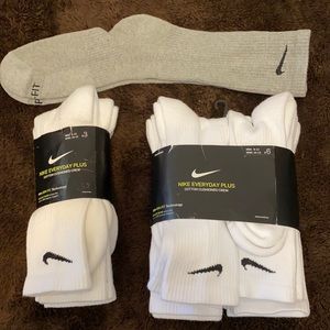 10 pairs men’s dri fit Nike crew socks